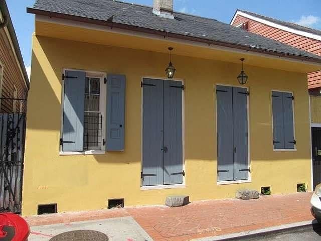 1st image of 922 Saint Philip St