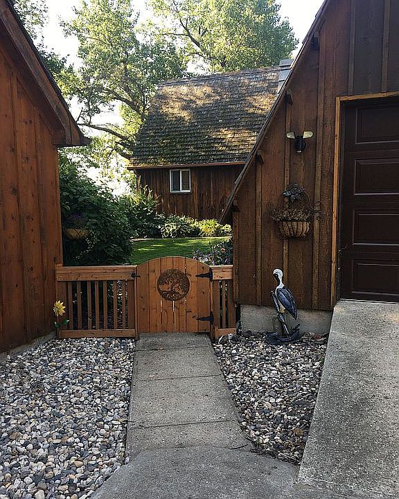 214 N Lake Dr, Castlewood, SD 57223 Zillow