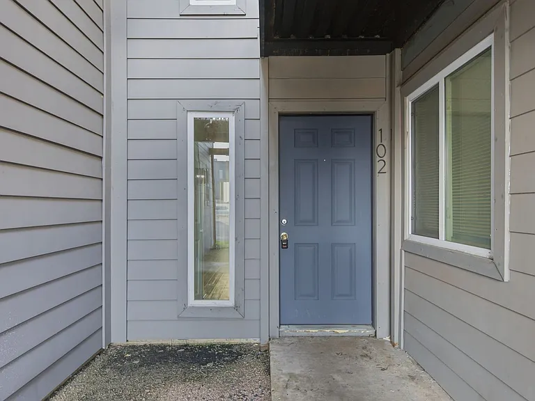 2703 Windswept Cv — Photo 20