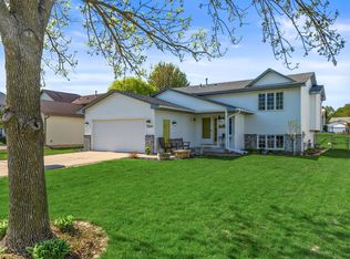 7884 77th St S, Cottage Grove, MN 55016