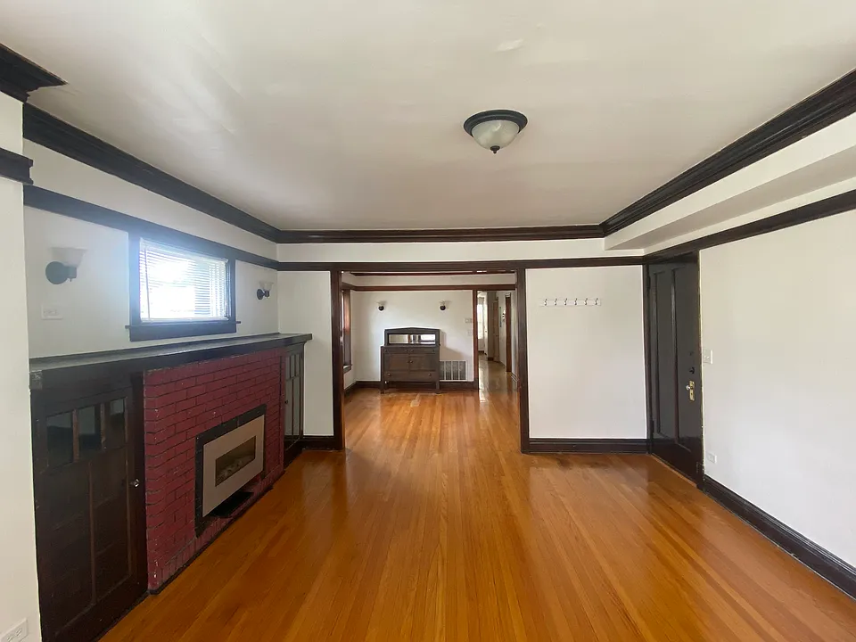 2057 N Kildare Ave #2