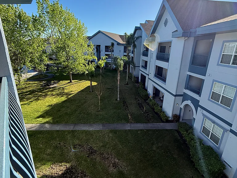 1640 Villa Capri Cir #308 — Photo 23