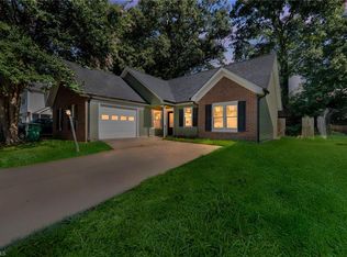 2105 Foggy Ln, High Point, NC 27265