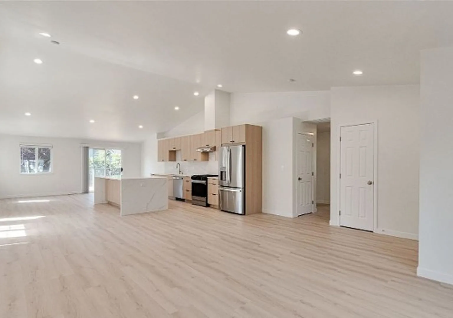 Updated 3-Bed Mountlake Terrace Rambler with Large Fenced Yard — Photo 2