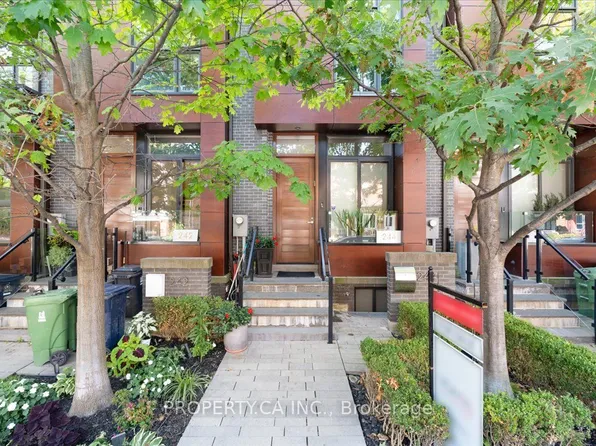 244 Manning Ave, Toronto, ON M6J 2K7