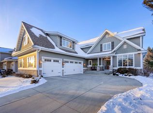 1305 Gile Dr, Waunakee, WI 53597