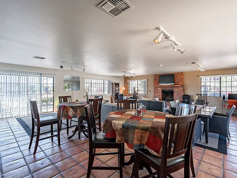 Shadowbrook Apartments-Scenic Living in Sedona — Photo 9