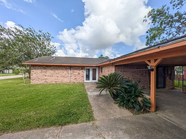 4404 Raven St — Photo 2