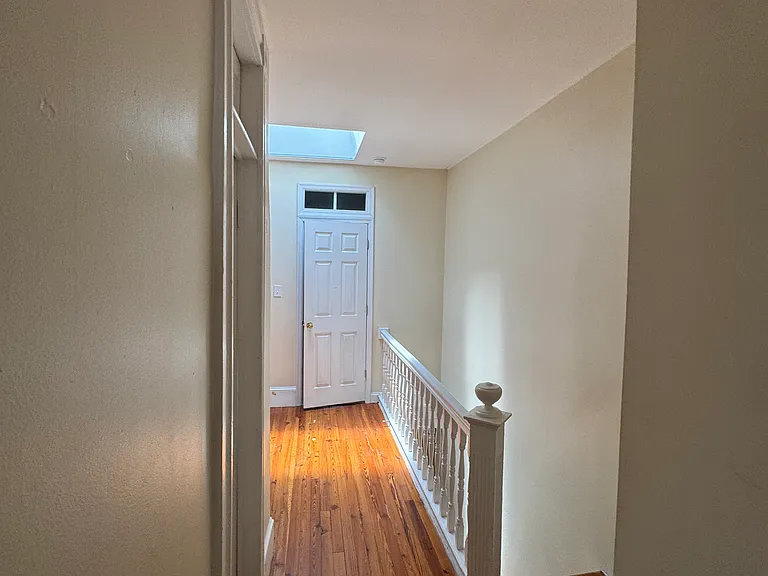 715 S Linwood Ave — Photo 8