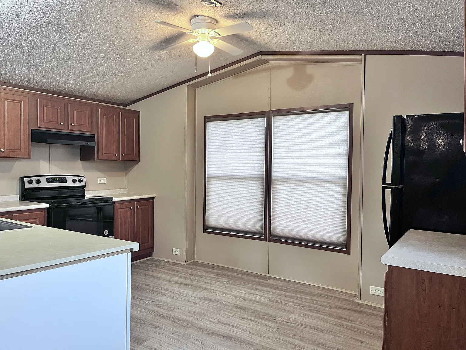 2 bed, 924 sqft, $1,450 — Photo 4