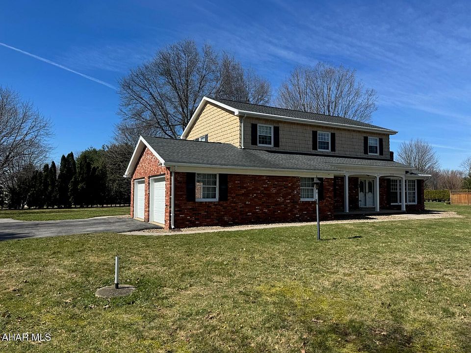 1st image of 310 Fairway Dr