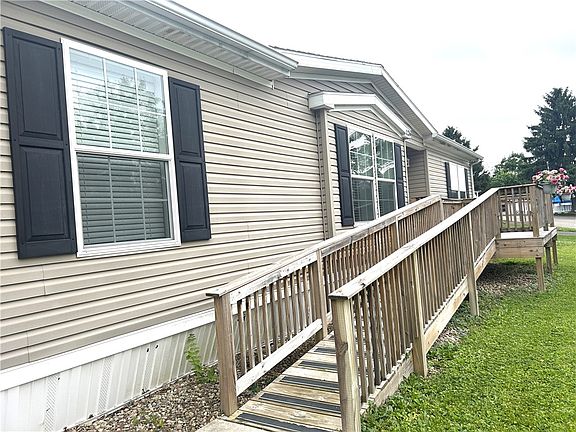 2nd image of 126 York Rd