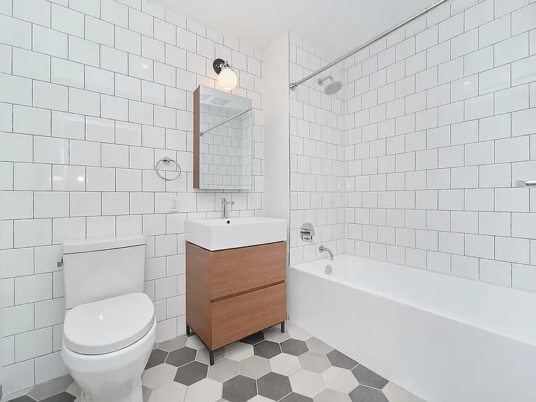 69 E 125th St #9C — Photo 6