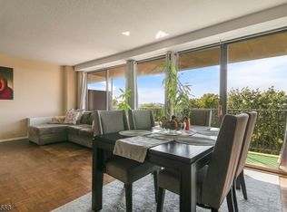 277 Prospect Ave APT 8A, Hackensack, NJ 07601