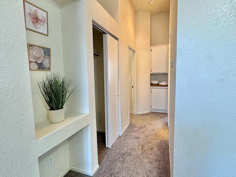 7607 Water View Way — Photo 8