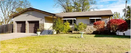 1013 Cedar St Photo 1