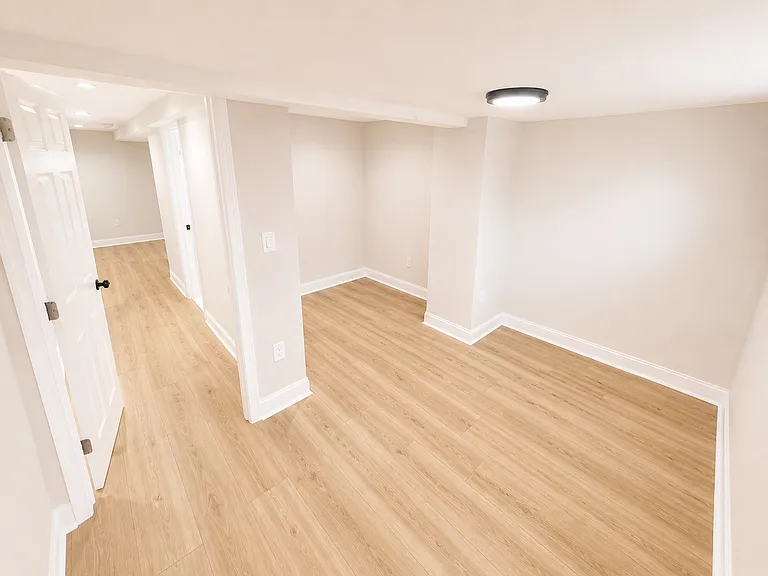 432 Bonsal St — Photo 14