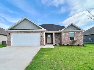 1809 E Hudson Dr, Siloam Springs, AR 72761