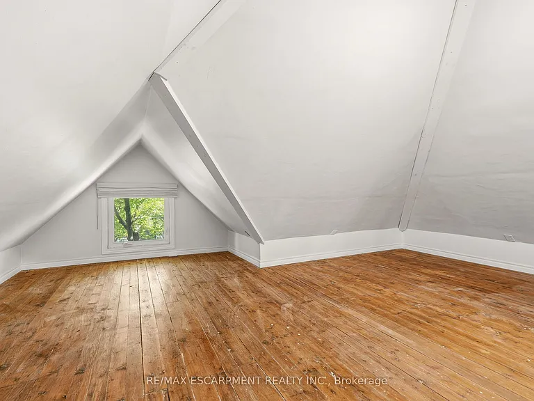131 Markland St — Photo 41
