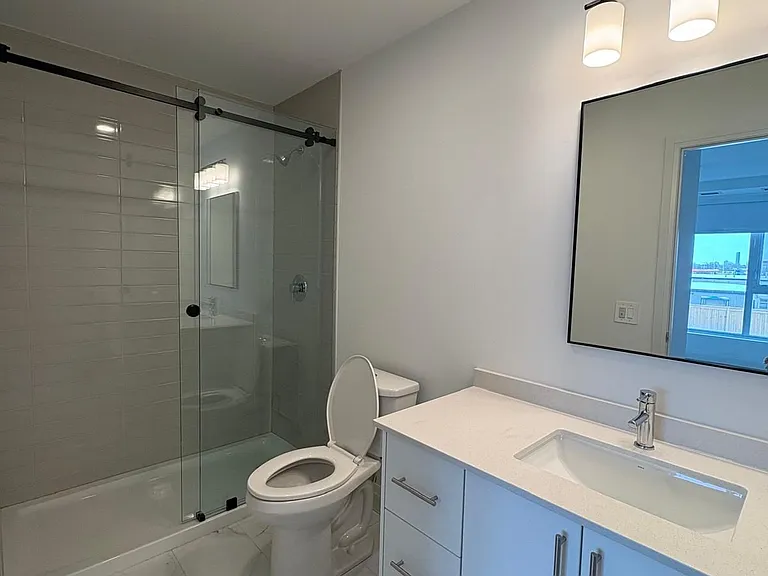 1333 Weber St E #213 — Photo 19