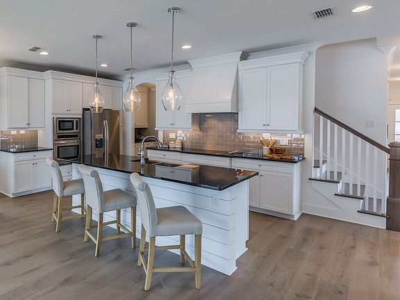4th image of 178 Twilight Ln