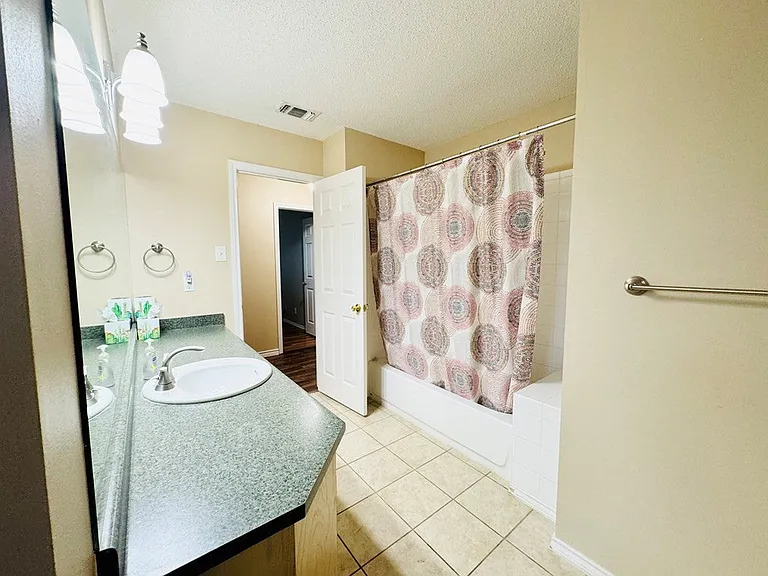 3537 Grandview Dr — Photo 18