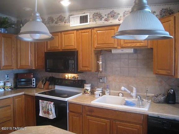 2nd image of 7161 N Northlight Ct