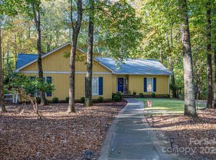 3100 Valentine Ln, Charlotte, NC 28270