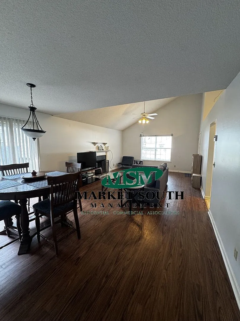 Great Home In Georgetown! Available Asap — Photo 3