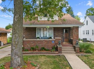 809 W Forrest Hill Ave, Peoria, IL 61604