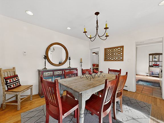 2nd image of 723 Gildersleeve St APT C
