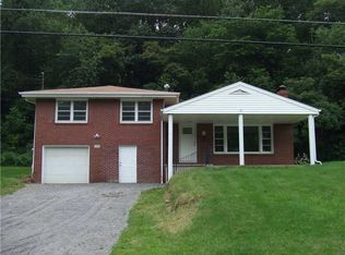 126 Fairlane Dr, Industry, PA
