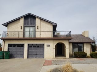 700 Ocio Pl, Farmington, NM 87401