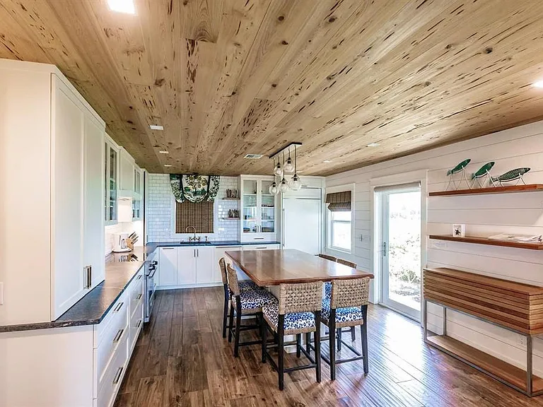 6020 Midnight Pass Rd #26 — Photo 10
