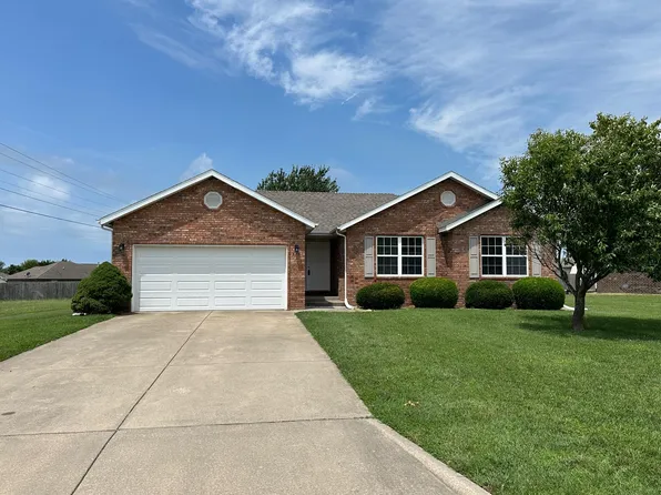 775 Stanford Court, Marshfield, MO 65706