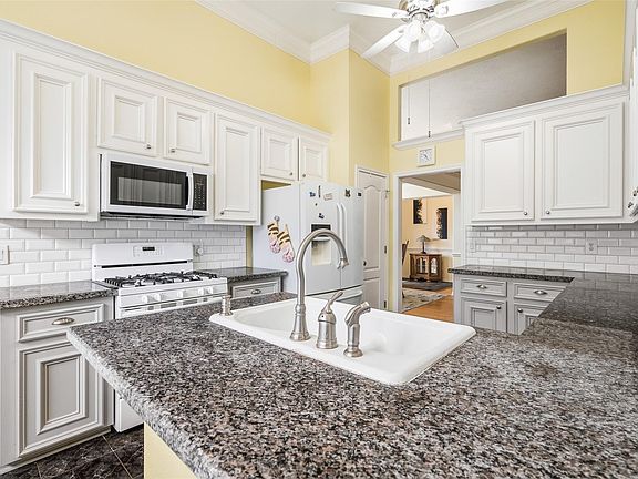 5th image of 21719 Long Castle Dr