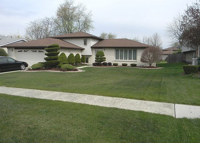 1st image of 12018 W Meadowland Dr