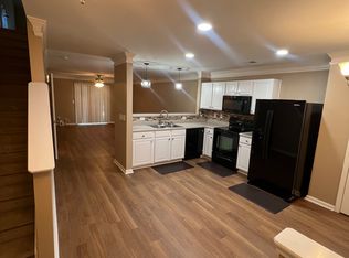 869 Crestwell Cir SW #869, Atlanta, GA 30331