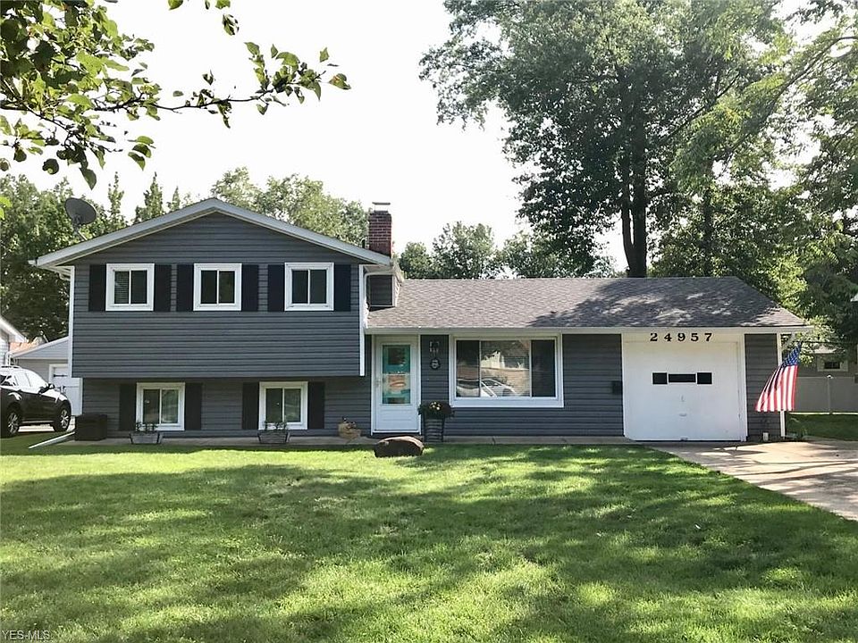 1st image of 24957 Antler Dr