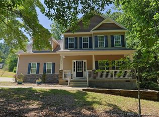 436 Stone Cross Dr, Spring Lake, NC 28390