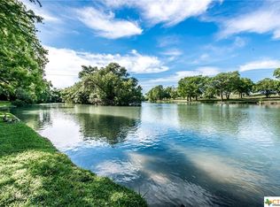 944 River Bank, New Braunfels, TX 78130