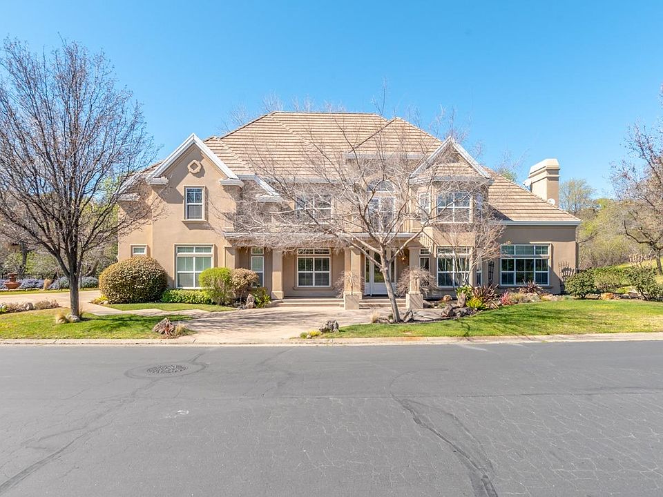 1st image of 2568 Clubhouse Dr