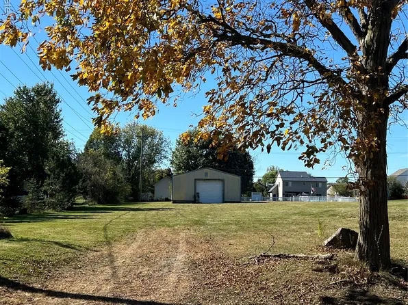 0 Eager Pines Ct, Howell, MI 48843