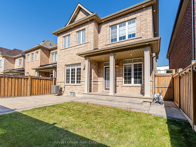 3172 Ernest Appelbe Blvd — Photo 37