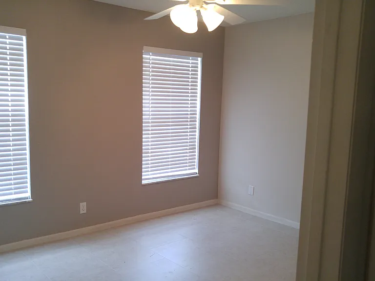 661 Marlboro Oval #B — Photo 13