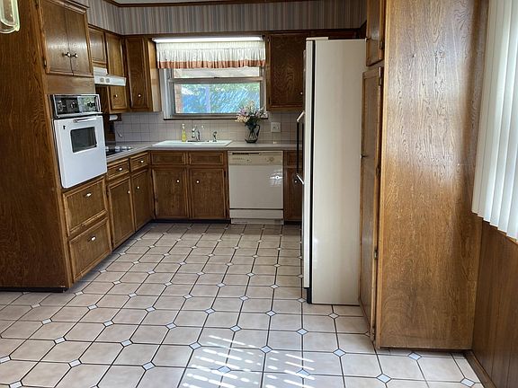 5th image of 4349 Flintrock Dr