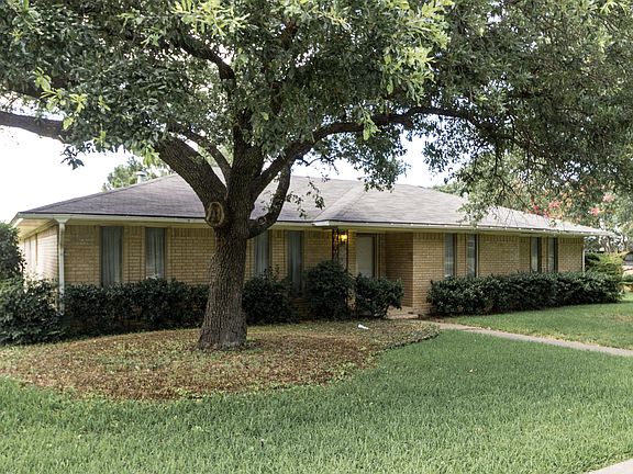 5th image of 1609 Iroquois Dr