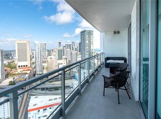 90 SW 3rd St APT 3707, Miami, FL 33130