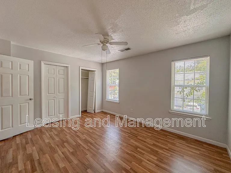 1423 Ashley River Rd #1D — Photo 15