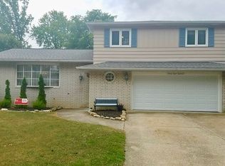 3818 Steven Dr, Seven Hills, OH 44131